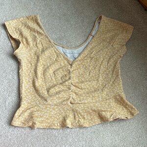 Cropped floral t shirt